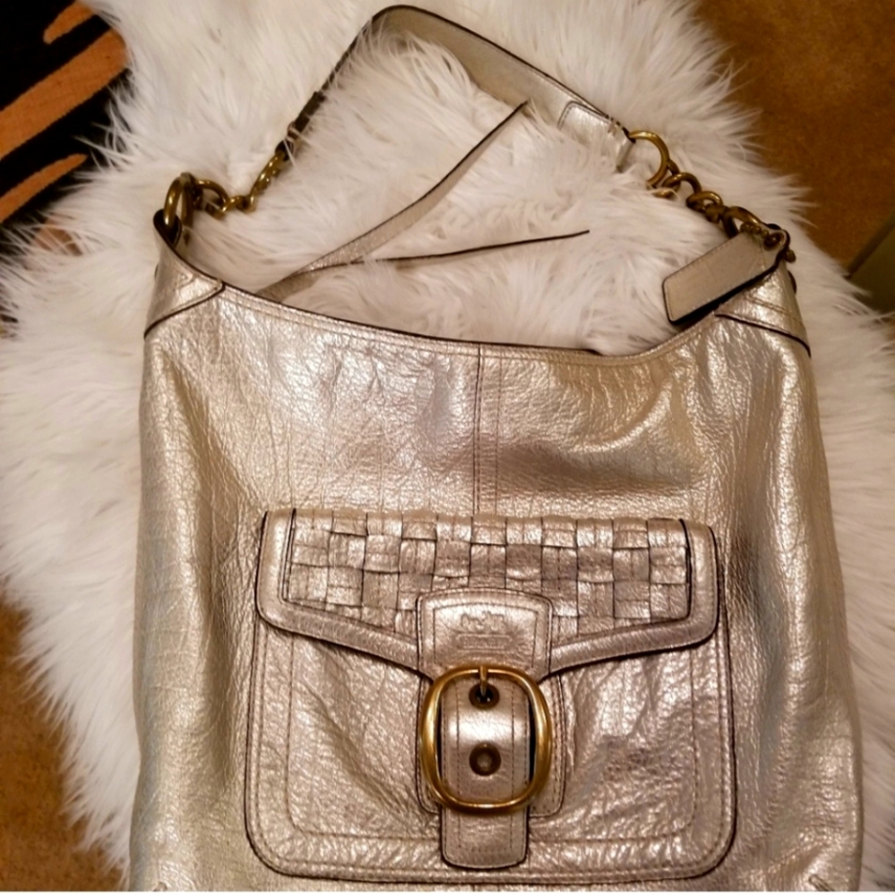 COACH Leather Shoulder bag!